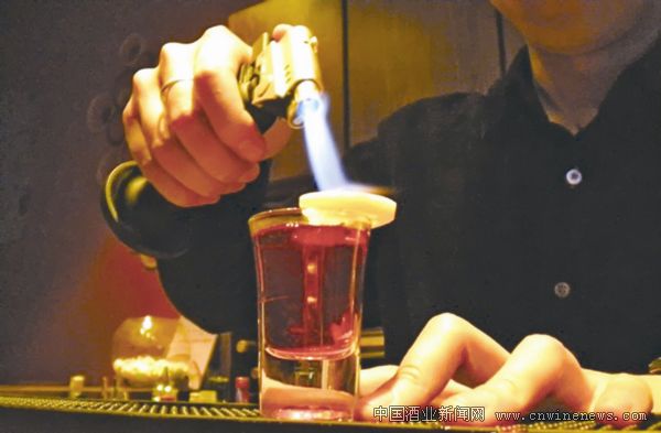 点击放大