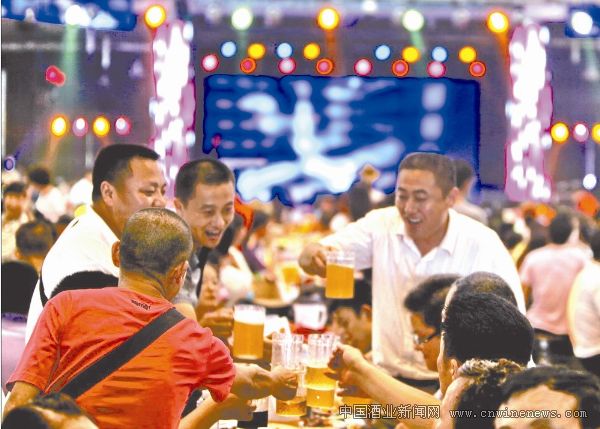 点击放大