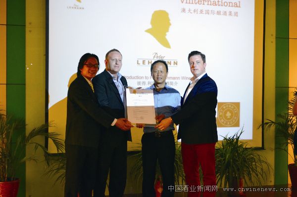 点击放大